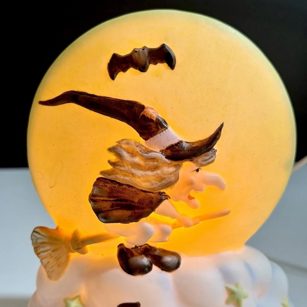 VTG Halloween Flying Witch Moon Light Lamp Ceramic Bats Stars Made Taiwan R.O.C.